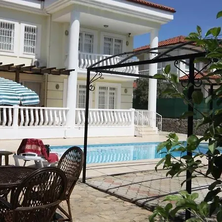 Üzümlü Villa (Yaba) Villa