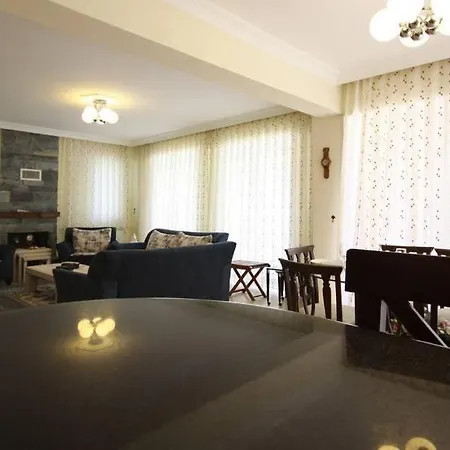 Villa Uezuemlue Villa